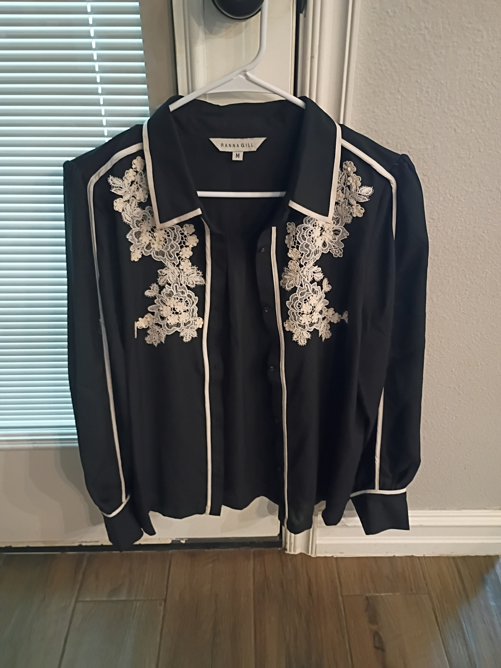Anthropologie Ranna Gill Black Button-Up Shirt with White Lace Appliqué - M